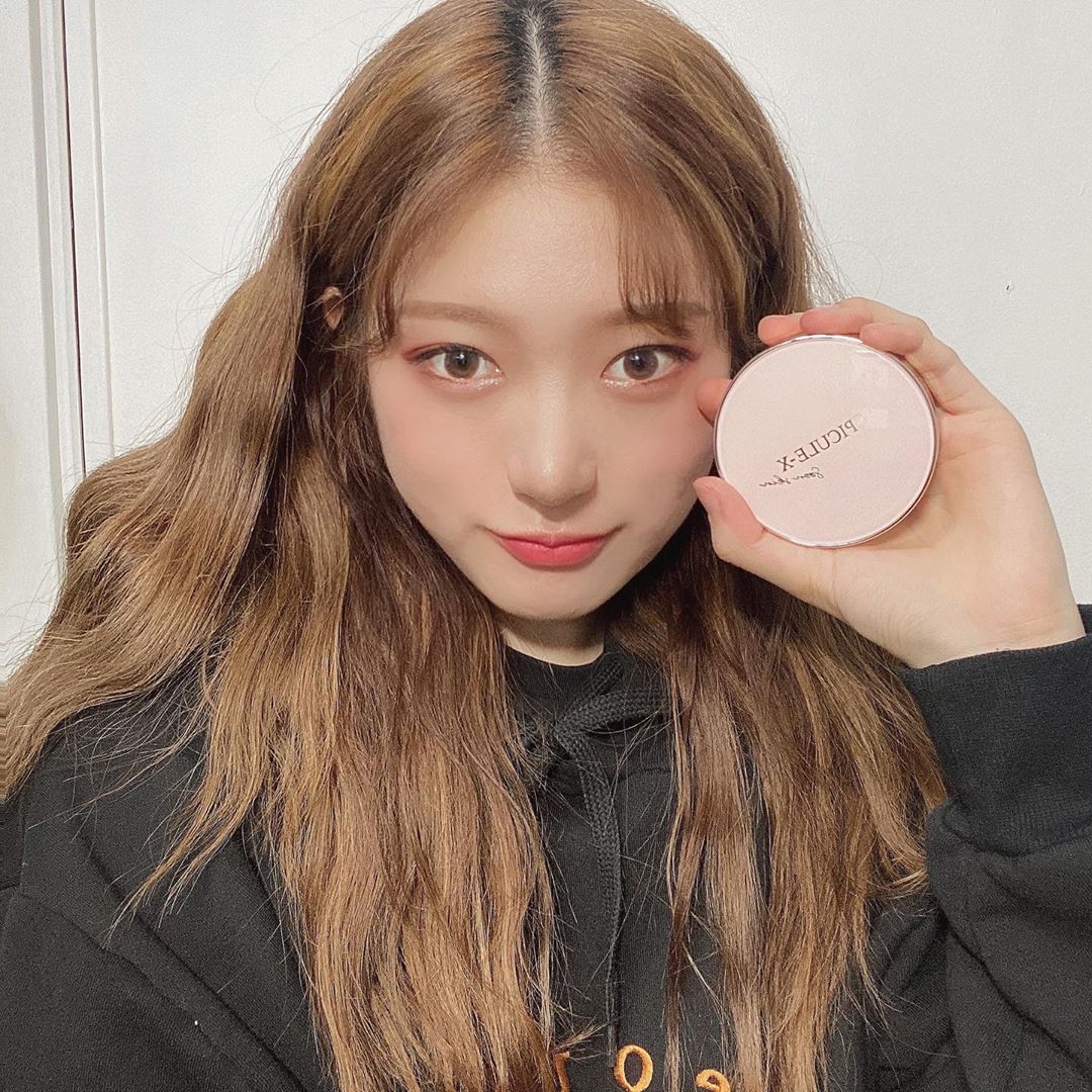 𝒴𝑒𝑒𝓊𝓃 𝒮𝒽𝒾𝓃 on Instagram: “#제품협찬 겉광속촉 스피큘엑스 커버쿠션 🌷 저자극 테스트 완료된 제품으로 누구나 사용이 가능하고, 인체 제대혈 세포배양액과 특허추출물이