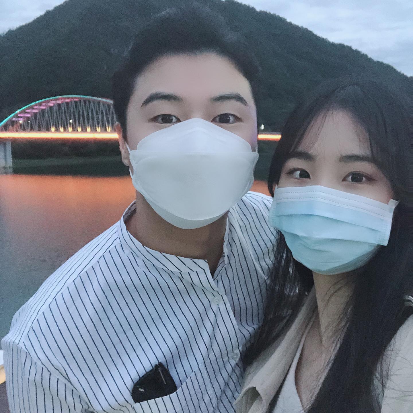 .
예지니랑 함께한 일주일 요약💋
.
캠핑-시내-나무 미니어처 조립
(힘조절 실패로 5번 부순건 비밀)
.
.
#청주 #청주카페 #청주맛집
#일상 #데이트 #럽스타그램
#여행스타그램 #나무미니어처
#미니어처만들기 #오늘의사진