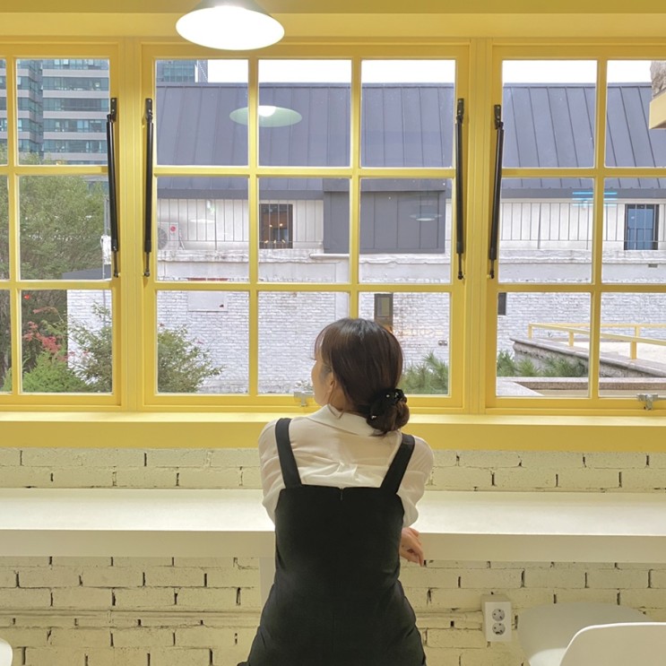 [내돈내먹 리뷰] 성수 카페 - 구욱희씨! 사진찍기 좋은 성수 카페 추천!!