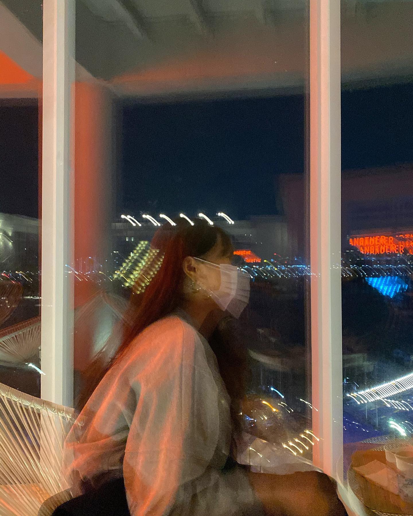 흔들 흔들 📸
-
-
#selca #selfie #daily #dailylook #ootd