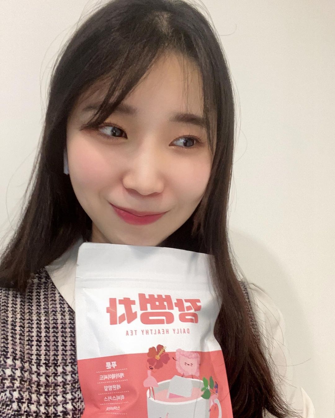 나의,하루 on Instagram: “장이 뻥 뚤리는 차! 소화 불량인 직딩에게 최고에요 우러나오는 색 여