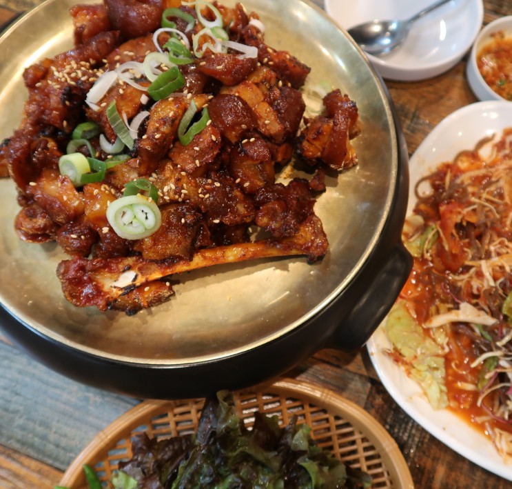 한양대맛집 호야네 족발 :: 불족발에 막국수 푸짐하게 먹은 날