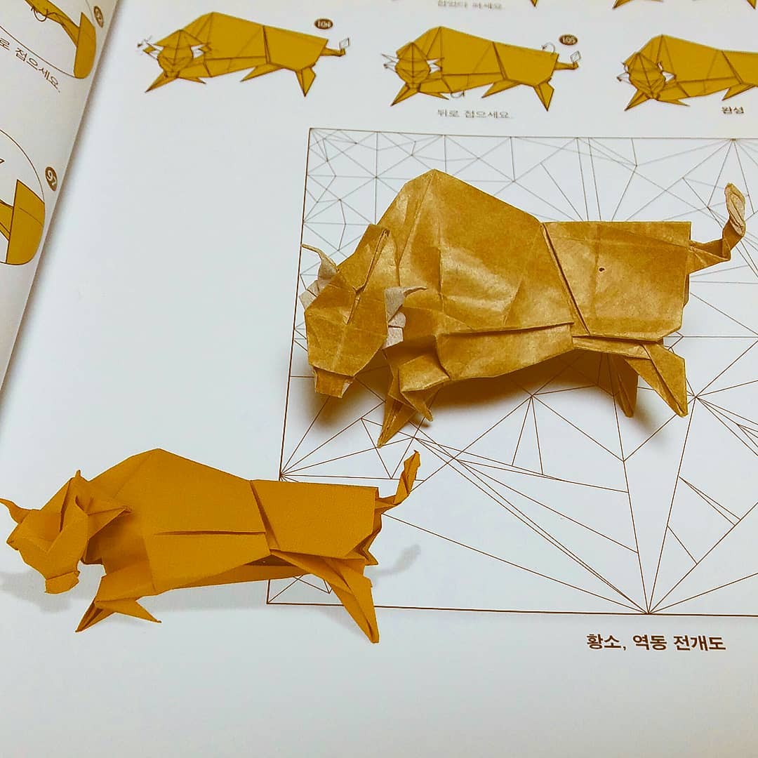 #황소 ,역동  Dynamic #OX 
힘겹지만 만들고 나니 뿌듯! :) 
#PaperFolding 
#마스터종이접기

#종이나라 #도서협찬
