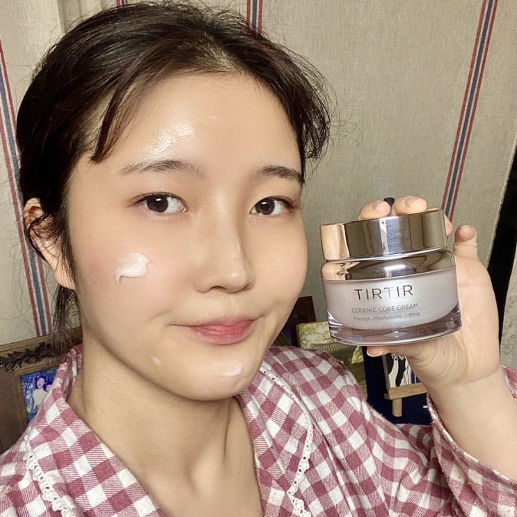 티르티르 신상 도자기코어크림으로 탄력보습 모두 잡아요!