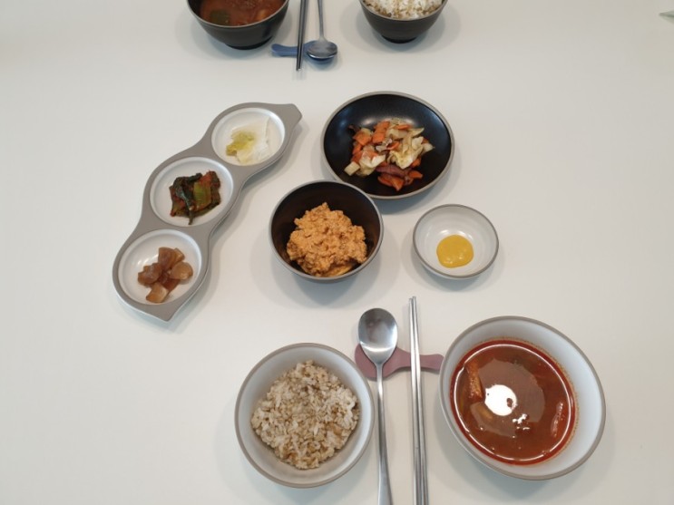 즉석국 푸드얍 엄선된탕 간편하고 맛있네요