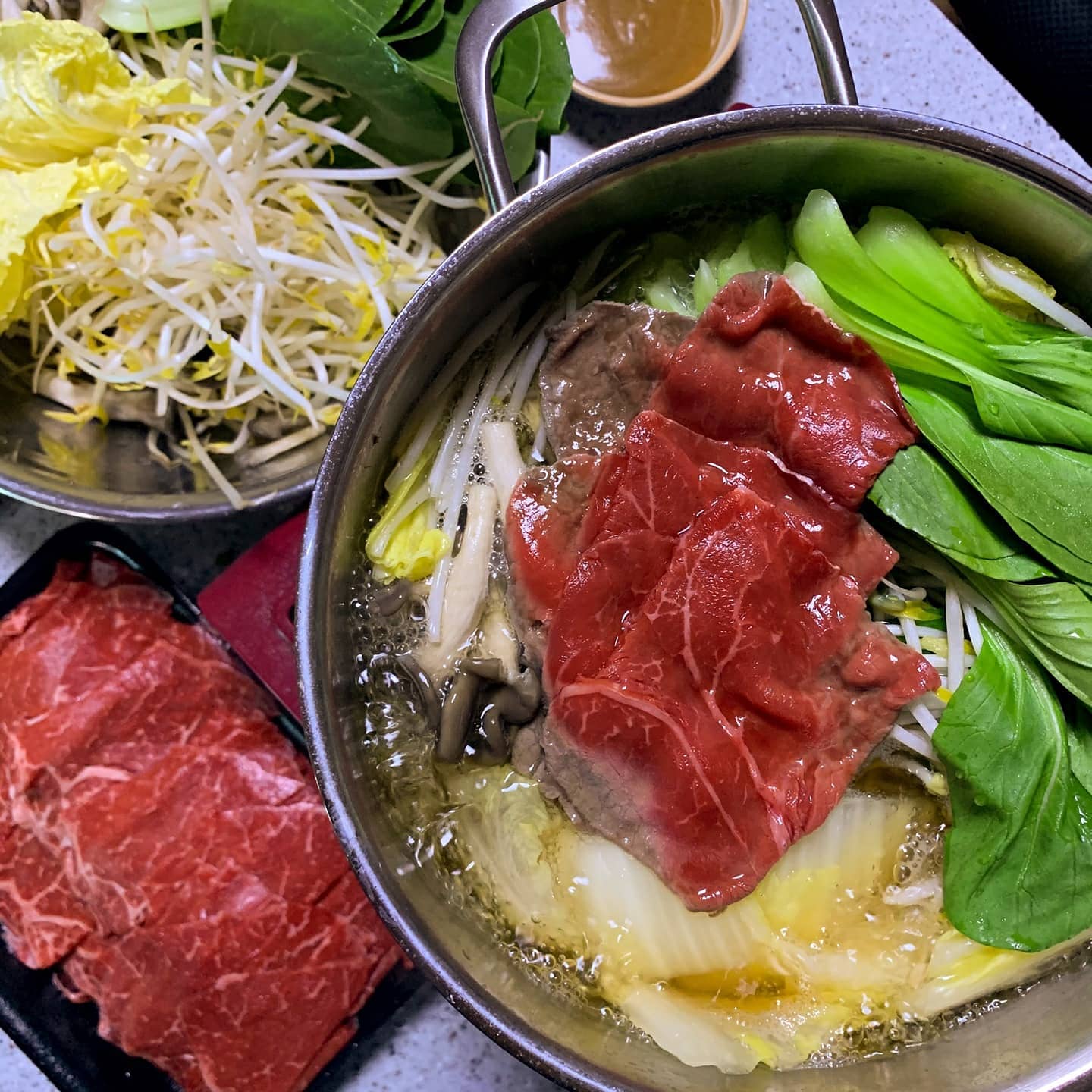 N행시
세종시 조치원읍 우리집 한우샤브샤브 

한 한마디로 정의하자면
우 우리가 오늘 먹은
샤 샤브샤브는
브 브라보! 

#N행시 #점심식사 #세종맛집 #조치원읍맛집 #샤브샤브맛집 #우리집 #집콕 #한우샤브샤브#땅콩소스 #술안주 #김팀장님 #스타일
