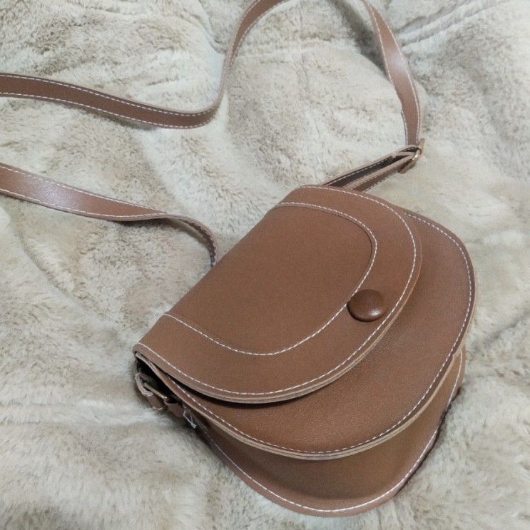 데일리 9900원 크로스백 내돈내산