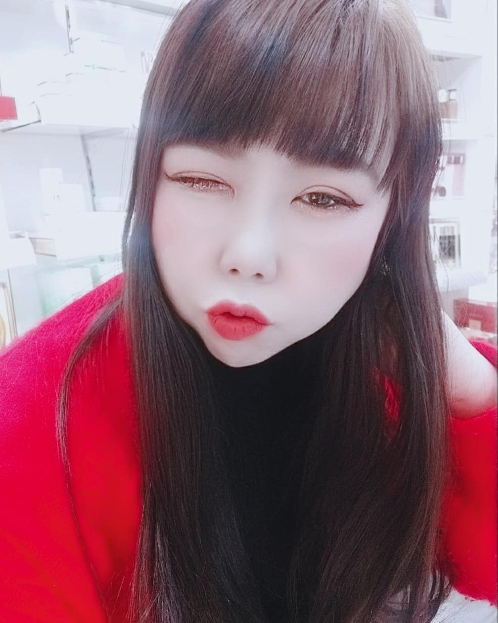 손님읎고지루하다