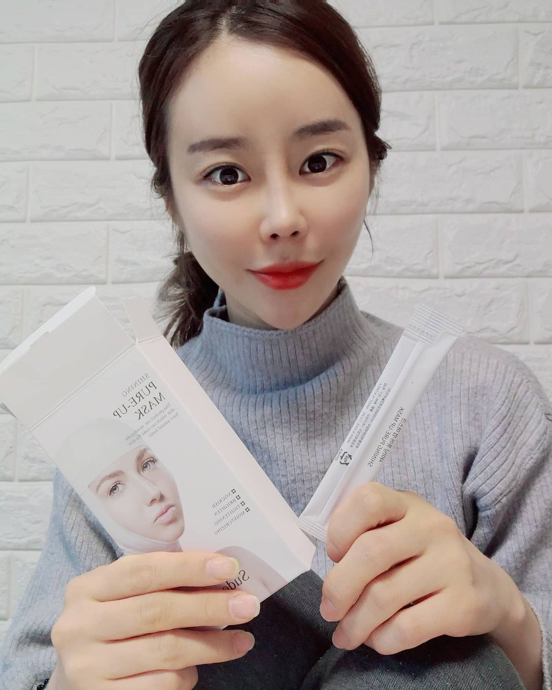  “비타민c, 나이아신아마이드, 글루타치온:미백기능 진정과 동시에 영양, 보습기능까지.. 붙이고 떼고, 바르고 씻어내기 귀찮은데.. #1일1팩 하고 싶을때? #슬리핑팩 #슬리핑팩추천 #뷰티덕후 나에게 딱! 나도 귀찮은 날이 있어요. 개별포장되어 위생성,…”