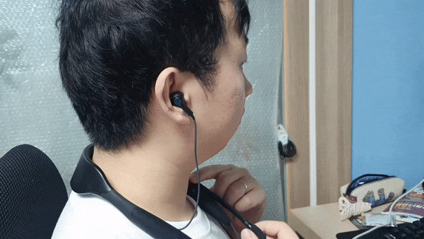 헤드셋으로 머리눌리던 날은 그만, 정확한 판단과 세세한 소리 분할로 게임에 최적화된 채터스기어 게이밍 이어셋 채터스기어 사플 !