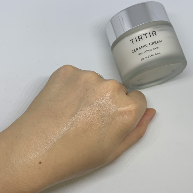 TIRTIR (티르티르) 도자기 크림으로 물광피부 만들기