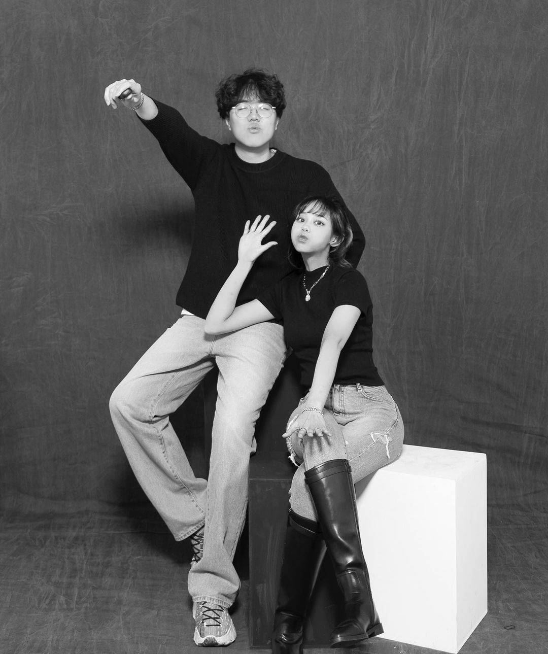  “동처르랑 셀프사진 성공 📷 간만에 제대로 데이뚜 :) #다음에 #또찍쟈 #셀프사진관 #포토위크”