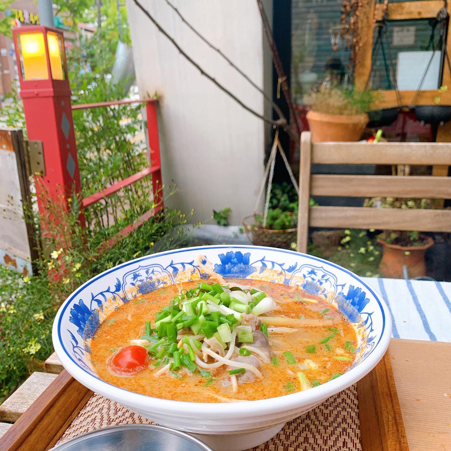우리동네 #운중동맛집 #운중동맛집추천 

베트남 음식 전문점 #라마네의식주 

#반미샌드위치 #소고기쌀국수 

내사랑 #꿀조합추천 

#라똠쌀국수 + #계란추가 
#베이컨치즈반미 + #아보카도추가 

#판교맛집추천 #테라스맛집 
#반려동반가능 #판교강아지동반식당