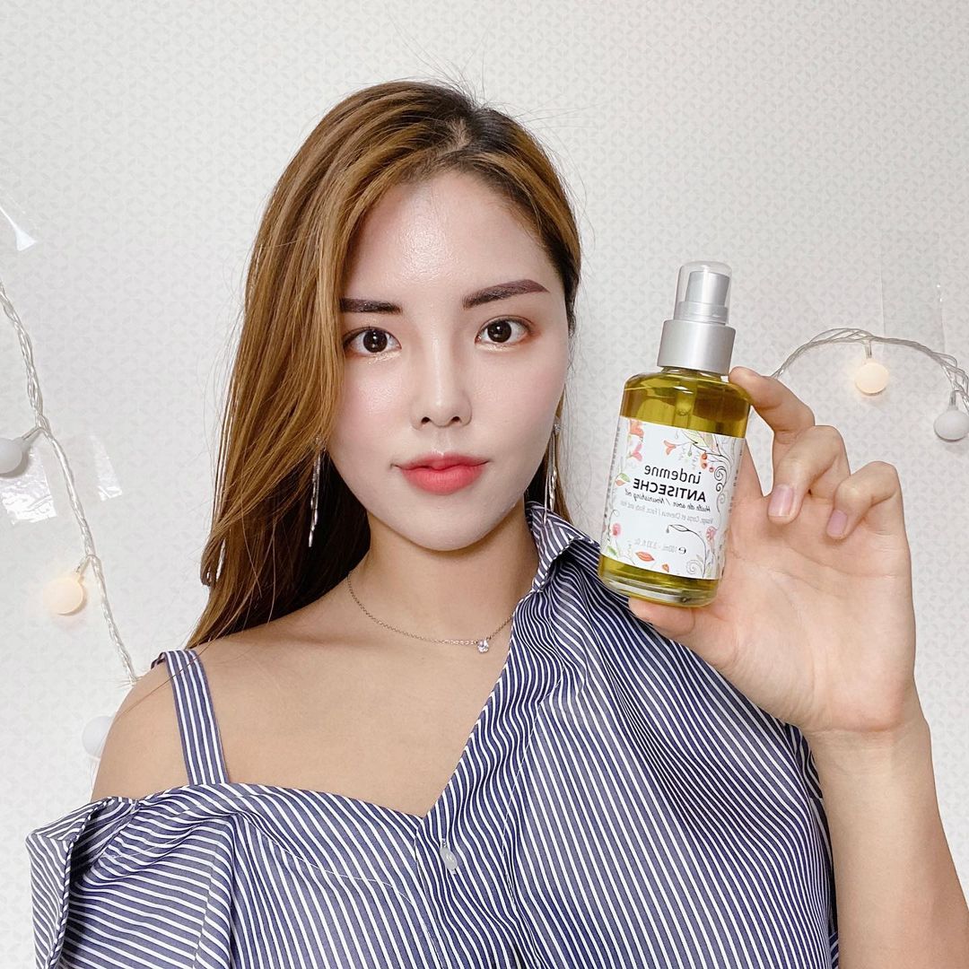  “#협찬 @indemne_official 모든 피부에 사용 가능한 엥뎀 누리싱 멀티오일세럼💛 ‘무사, 안일, 다행’이라는 의미를 담고 있는 프랑스 브랜드 ‘엥뎀’. 유럽에서 자연 친화적인 화장품으로 슬로우 코스메틱 제품으로 인증 받았습니다…”