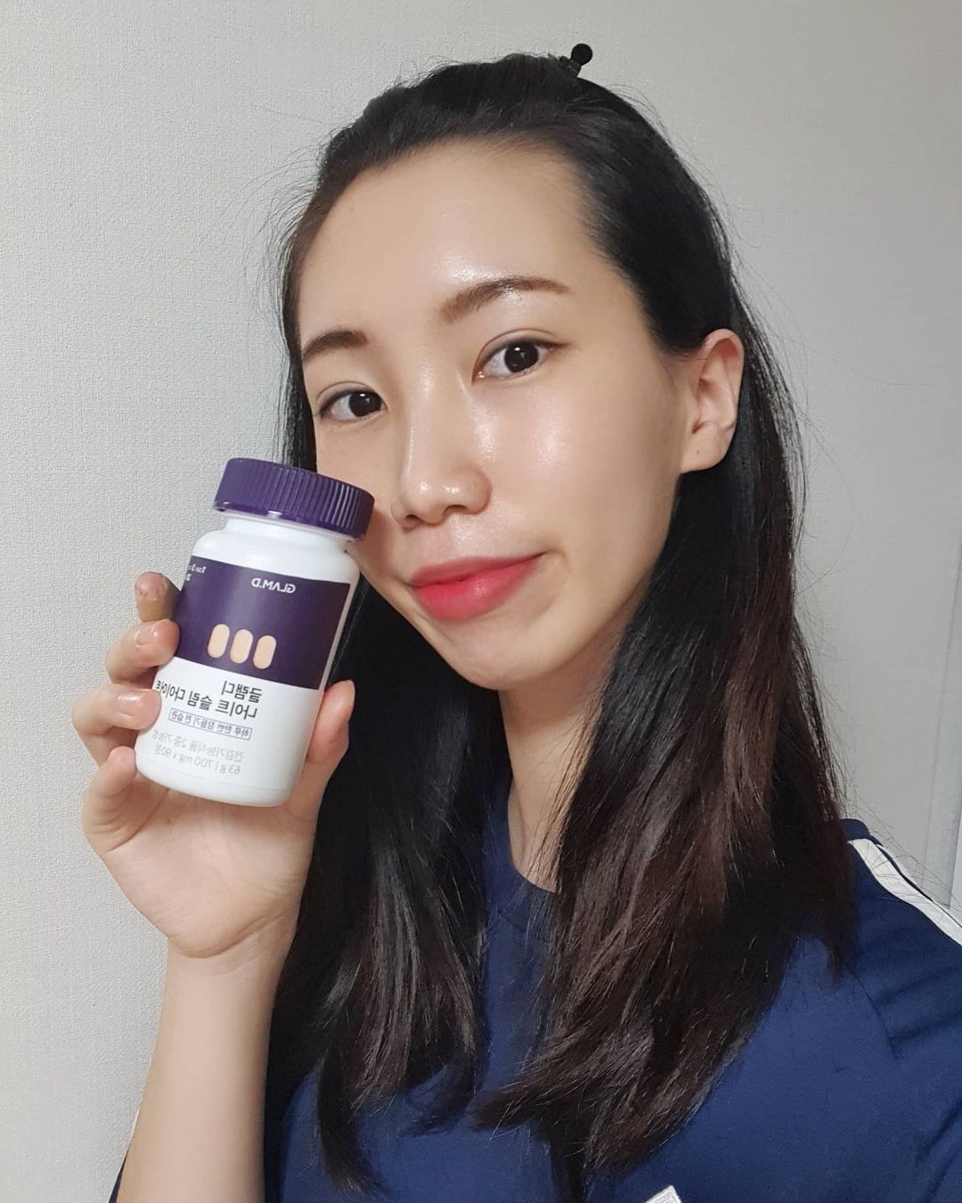  “#협찬 글램디 나이트 슬림 다이어트🌙 ⠀ 마음에 쏙 드는 다이어트제품을 만났어요 ! 잠자기전 섭취하면 체지장 감소는 물론 , 스트레스로 인한 긴장완화에도 효과를 주는 2중기능성 다이어트 건강식품 나이트 슬림 다이어트에요 :) ⠀ 여러번…”
