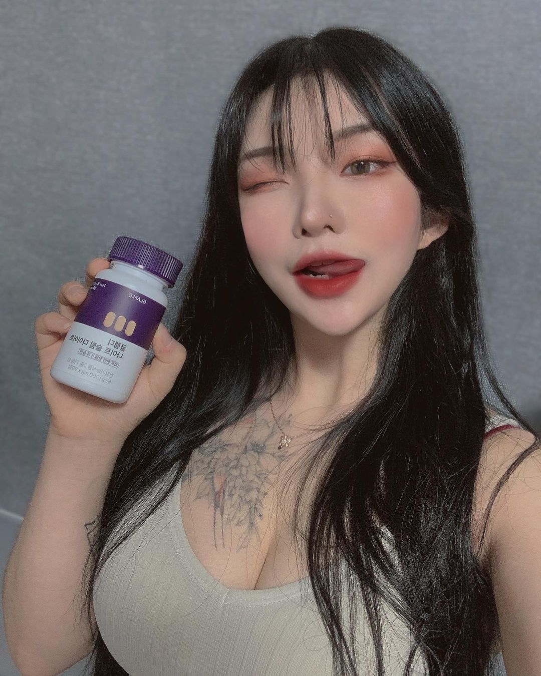  “#협찬 글램디 나이트 슬림 다이어트에요! ⠀ 대부분의 사람들이 그렇겠지만 저는 탄수화물의 노예인데요!! 요즘 강아지를 키우기 시작하면서 운동도 가지 못하고 춥다는 핑계로 집에만 있었더니 확찐자가 되었어요😭 그러다가 찾게 된 제품이 글램디…”