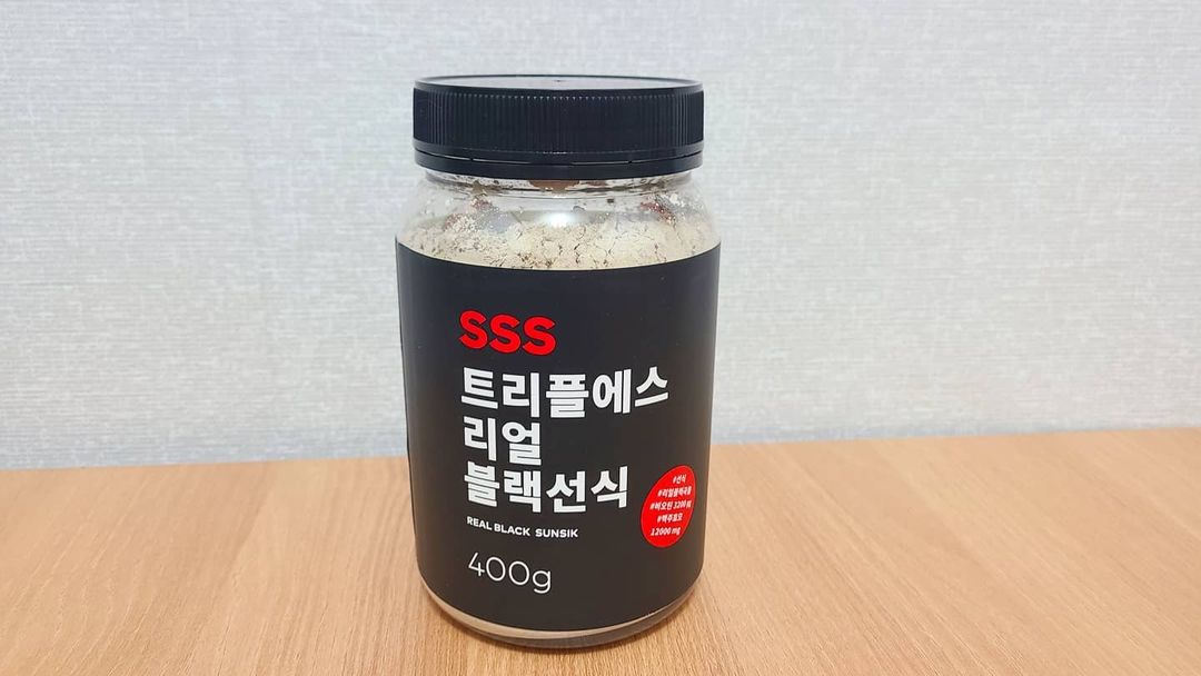  “#협찬 #트리플에스블랙선식 트리플에스 탈모,두피케어 브랜드에서 나온 트리플 리얼 선식!!! 탈모방지 선식 아님 건강 선식임. 교정을 시작해서 아무것도 씹을 수 없는 투슬리스인 나를 위한 선식임. 아침 or 점심 or 저녁에 최대한 꾸준히…”