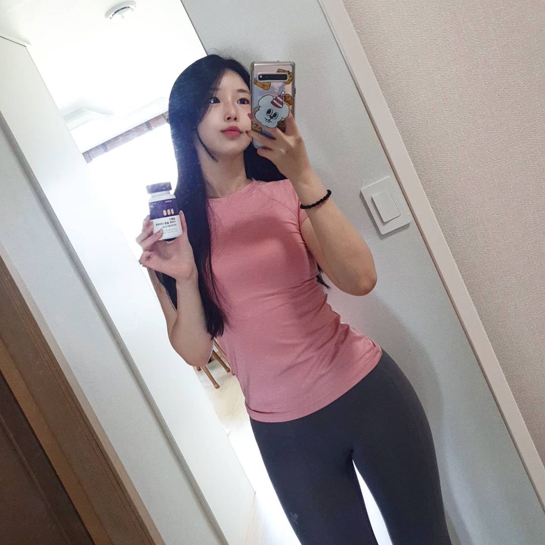  “#협찬 다이어트와 편안한 밤을 위해서라면 💜 요즘 바쁜 일상에 다이어트는 망해가고 🥲 스트레스로 뒷목이 뻐근해 잠자리도 영 불편하고.. 아침에 자고 일어나면 오히려 찌뿌둥하기까지 했는데요 글램디 '나이트 슬림 다이어트' 제품은…”