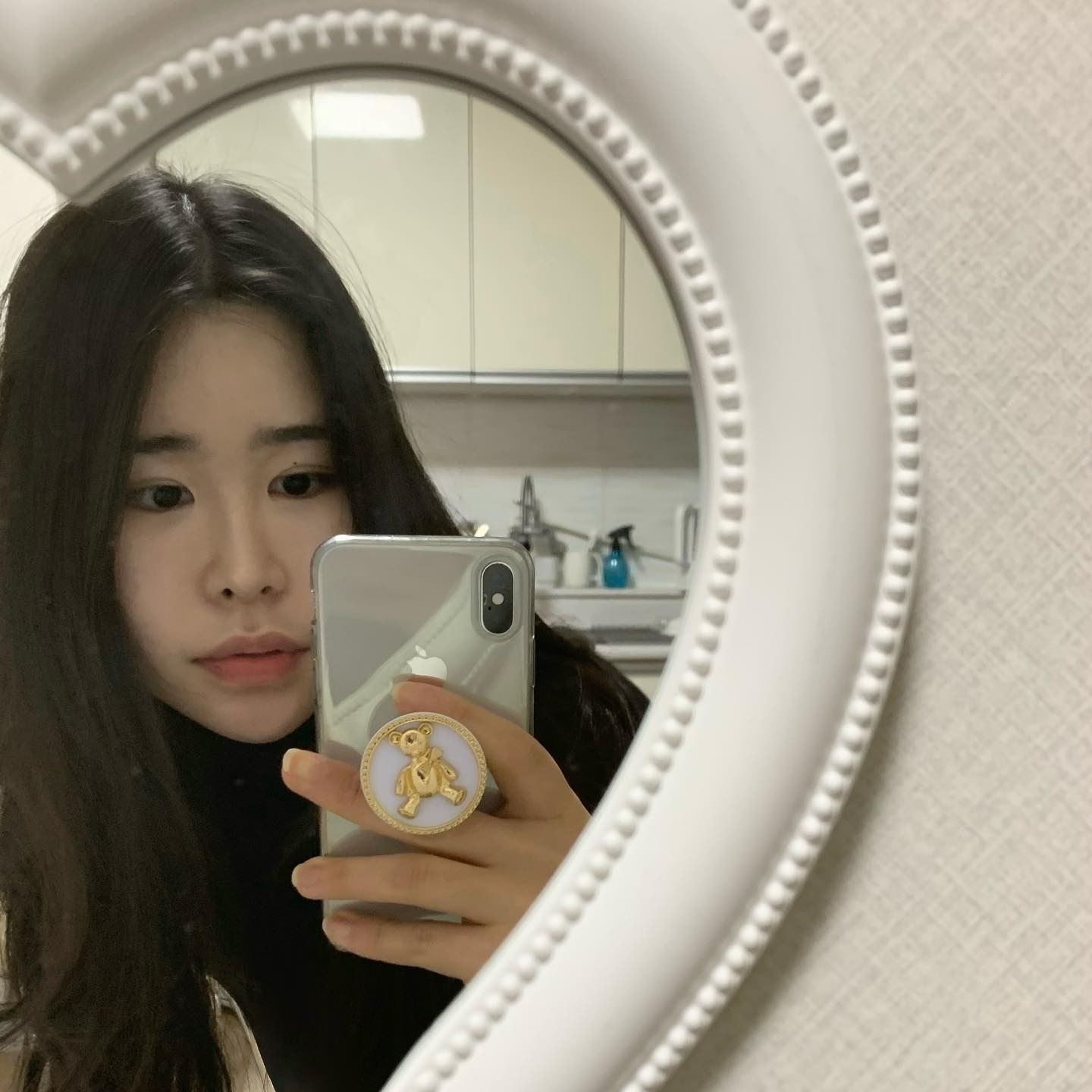 목폴라입으니까 가오나시가 되버렸아ㅓ,,, 
.
.
.
#근황 #일상 #거울샷 #거울셀카 #셀피 #셀카 #하트거울 #daily #직장인 #직장인스타그램 #직장인룩 #퇴근하고싶다 #24 #24살 #ootd #안산 #중앙동 #고잔동 #초지동