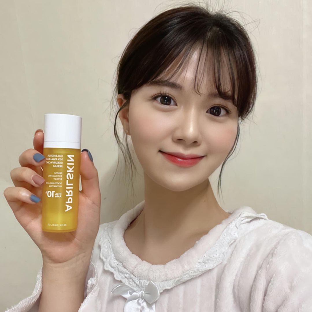  “#광고 🌼카렌둘라 모공 타이트닝 세럼🌼 •카렌둘라 모공 타이트닝 세럼은 2주 사용으로 자는 동안 모공이 작아지는 모공 나이트케어 세럼 •넓어진 모공의 근본적인 원인인 모공 속 단단한 피지를 개선하는 성분을 담아 바를수록 모공 작아지는…”
