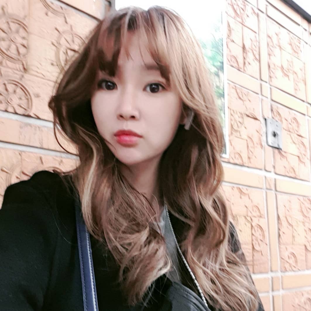 흔들린 사진이 좋아.....♡

#셀프그램#셀카샷#일요일점심#날씨흐림☁️#지하철1호선#봄스타그램 #봄날#데일리#오늘#일상스타그램
 #데일리그램##데일리룩 #데일리코디 #데일리패션 #모던룩#타로하는언니#러브타로