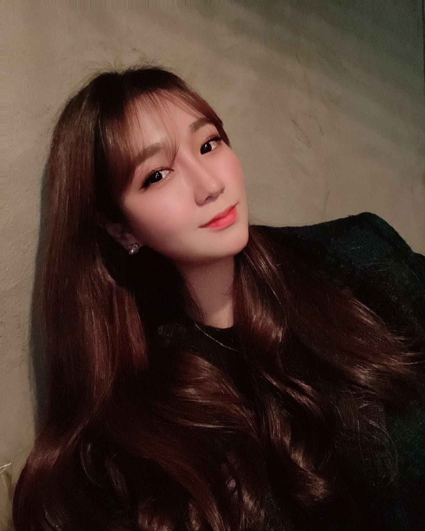 하루는 모자라고, 일주일은 너모 빠르다🥲
해야할 일과 하고싶은 일은 많고 
내 몸은 안따라준드아ㅜㅜ
-
-
-
#대구 #동성로 #수성못 #칠곡 #칠곡3지구 #운동하는여자 #운동하는남자 #운동 #헬린이 #헬스타그램 #운동스타그램 #일상 #일상소통 #today #daily #데일리룩 #dailylook #ootd #오오티디 #selfie #selstagram #얼스타그램 #맞팔 #맞팔선팔환영 #f4f #likeforlikes #likeforfollow #likesforlike #follow #followｍe