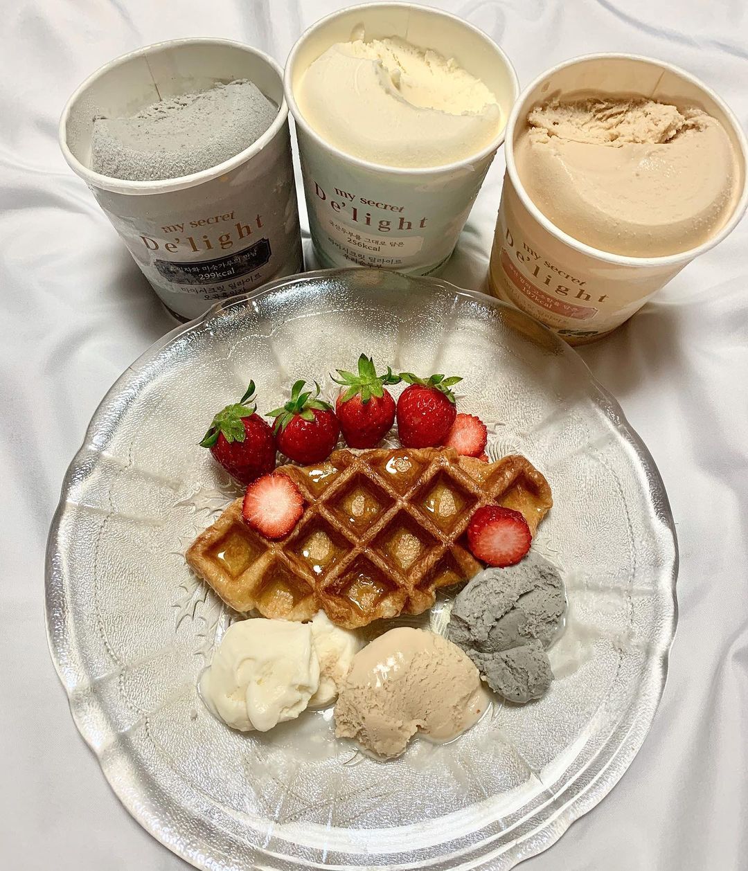  “#제품협찬 아이스크림 다들 좋아하죠🍨마이비밀 딜라이트 아이스크림은 칼로리 걱정 없이 먹을 수 있는 제품이라 다이어트 하시는 분들이 좋아하실 제품! 칼로리는 낮추고 아이스크림 고유의 달콤함과 부드러움을 잃지 않았어요 국산우유와 엄선된 원재료만을…”