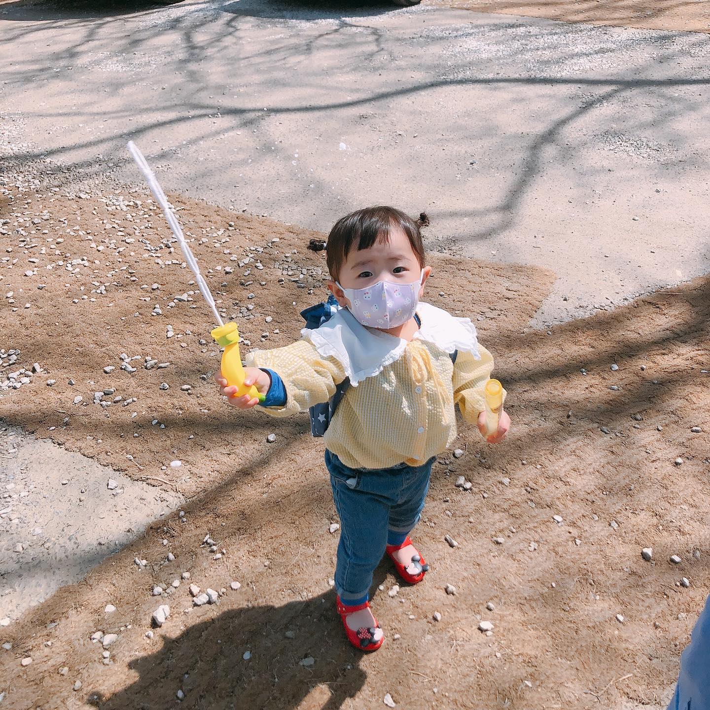 _
우리셋의 마지막 데이트👦🏻👧🏻👩🏻

생일날 엄마가 장어사준다고 했는데
이것이 출산전 마지막 외식이 될줄이야...😭
빵내음에서 빵도 사다놨는데..😭😭
.
.
.
#20210330#어린이집땡땡이#데이트
#출산하루전#부들부들