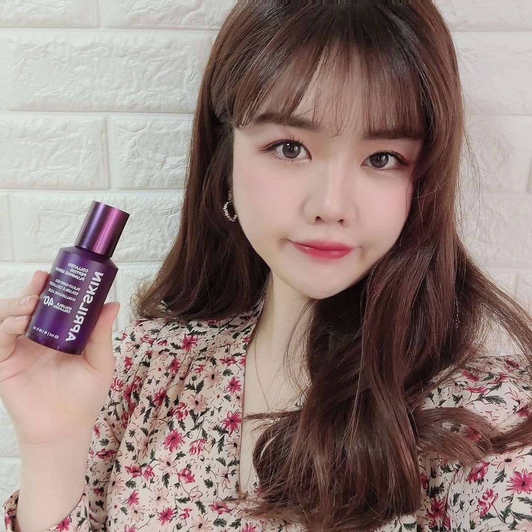  “#제품협찬 [에이프릴스킨 콜라겐 펩타이드 플럼핑 세럼] -나이가 들면 들수록 피부고민중 탄력이 신경이 쓰이는데 이 제품은 콜라겐으로 피부 코어 구조를 단단하게 잡아주는 세럼이라 좋은거 같아요. -❗흡수가 빠른 저분자 고밀도 콜라겐…”
