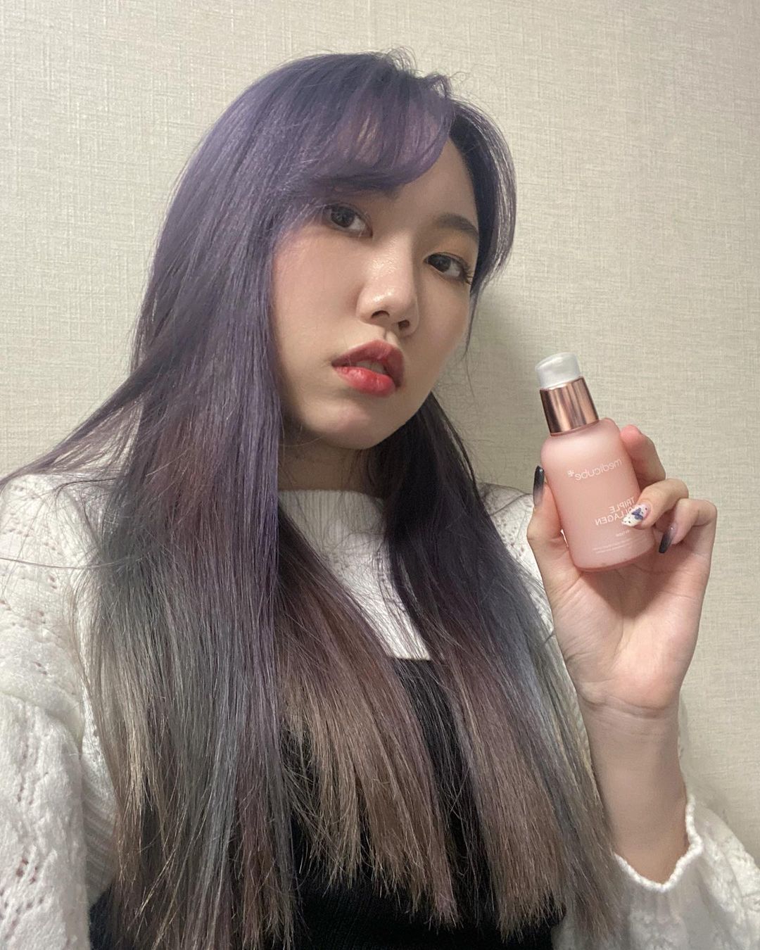  “[메디큐브 찰떡 콜라겐 세럼] 원래 진짜 자주 사용하는 브랜드여서 신뢰감이 있었지만 이 제품을 사용하니 더 믿음이 갔고 부드러운 발림성과 후의 효과가 너무 만족스러웠어요 ღ . 3가지 트리플 콜라겐(수분, 탄력, 자생)이 함유되어 속건조 개선에…”