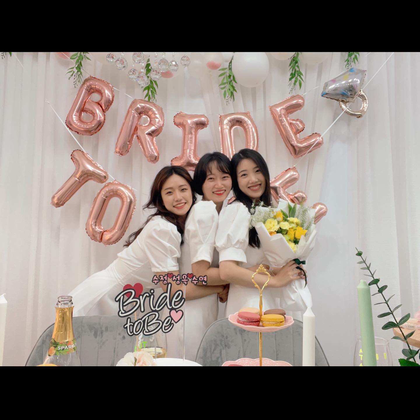 옥수박 첫 브라이덜샤워
잘살아라 정슈박🍉
얼른 원하는걸 말해~~ 안그롬 우리 맘대루 산다
그 다음 차례는 누구야? 옥이야? 나야? 
세종시 협찬받았습니다🥰
프롬퓨리티로 가세용➡️➡️ from_purity
