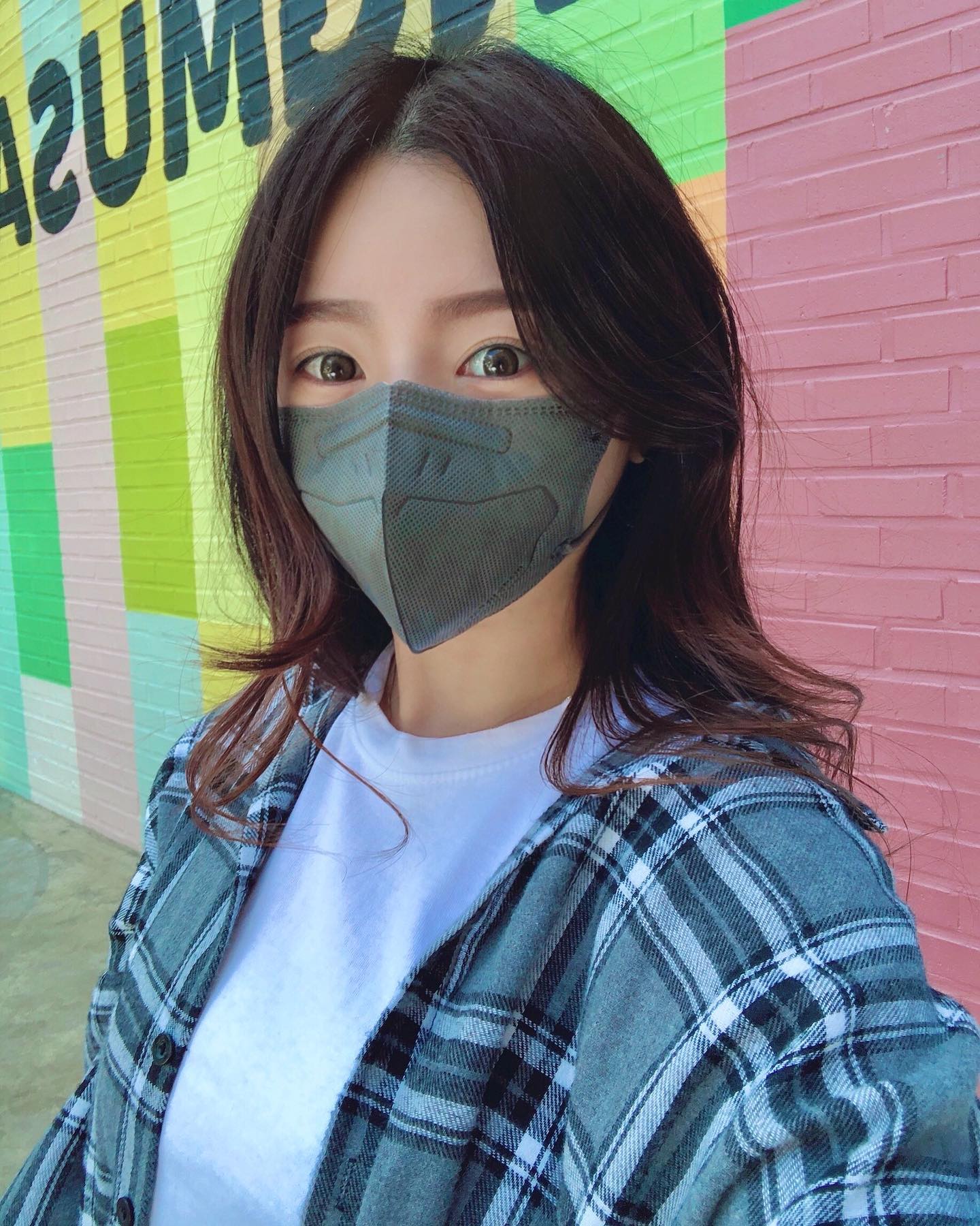 마스크 유목민 생활 이제 그만!!

프리미엄 원단이라 그런지
숨쉬기 완전 편하구,
통기성까지 좋아서 여름에도 
습기 찰 걱정 없을듯👍👍

✅ 프리미엄 원단 자체생산
✅ 국내제작 100%

제 원픽은 #챠콜그레이 에요!🤍🖤

#일회용마스크추천 #RAPAHEAL #라파힐마스크 #비엔케이마스크 #bnk