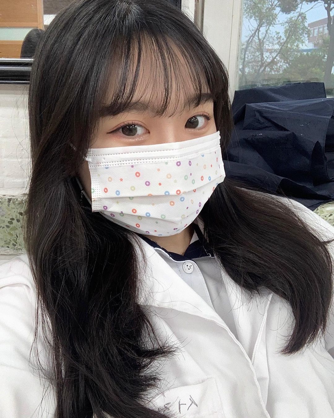  “#광고입니다 덴탈마스크를 착용하다보면 피부가 간지러워서 불편할 때가 많은데 코모드 마스크는 국내산 목화솜 필터를 사용해서 피부에 자극없이 부드럽게 착용할 수 있어요! 숨쉬기도 편안하고 디자인도 다양해서 잘 사용중입니당😷🤍 _ 오프라인에서 구매시…”