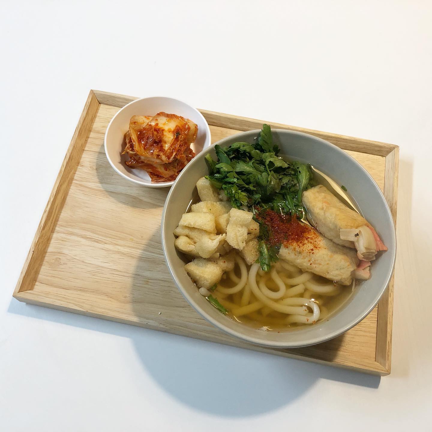 .
주말엔 간편식으로 핸드메이드 우동 
덕분에 냉장고 좀 털었댜 🤍