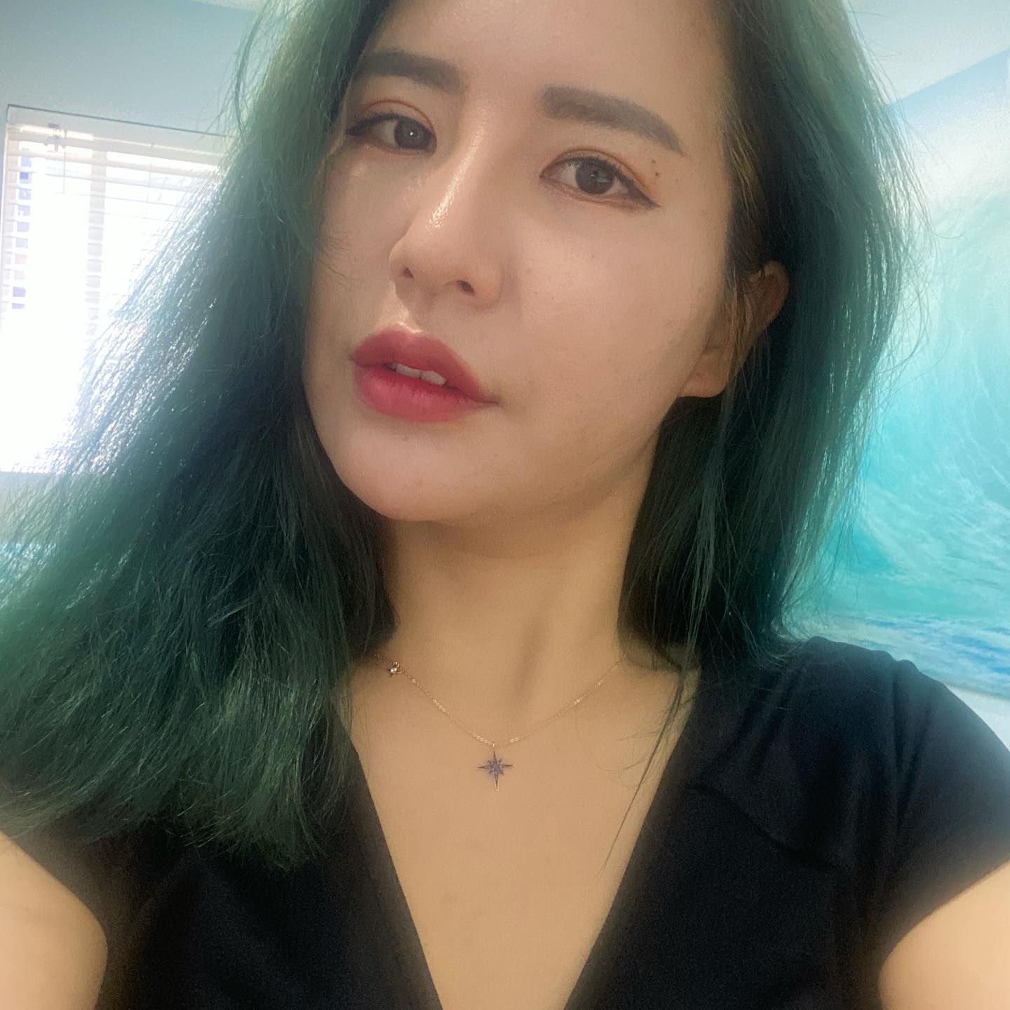 #탈색#다크그린염색#🥰