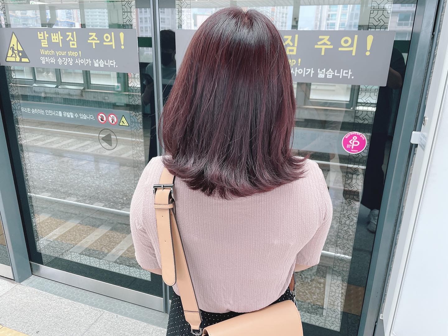 𖤐이용권 받았어요𖤐

핑크보라 너무 이뻐요 ㅎㅎ
호야쌤이 색 조합 해줬는데
만족만족이요!!!!
미용실도 넓고 키즈존도 있고
다른쌤들도 친절하시고 감사해용❤️❤️