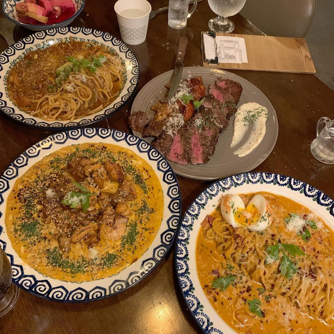 So_0 99.03.09 on Instagram: “내 인생 맛집🤭 #파술타 #매운파스타이름기억안남 #연신내맛집 #최고최고❤️”