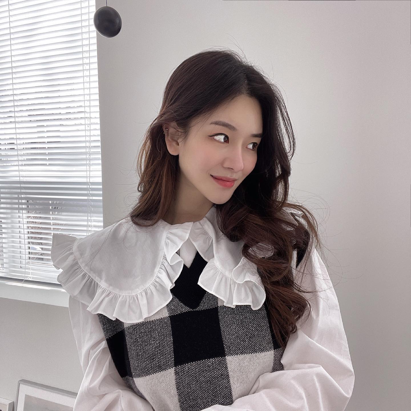 #광고 뜬금없이 중요한 일정으로 부랴부랴 준비하는게 아닌 항상 리반의원에서 브이라인 준비해두기 🤟🏻
코로나 시국 걱정없이 1일 1명 1관리실까지 있는곳에서 시술받아야쥐 🧐
-
#닥터정리반의원 #리반클리닉 #리반 #리반의원 #정연호대표원장님 #인모드 #슈링크 #리프팅레이저 #연예인피부과 #구티엘리프팅센터 #1일1명1인관리실