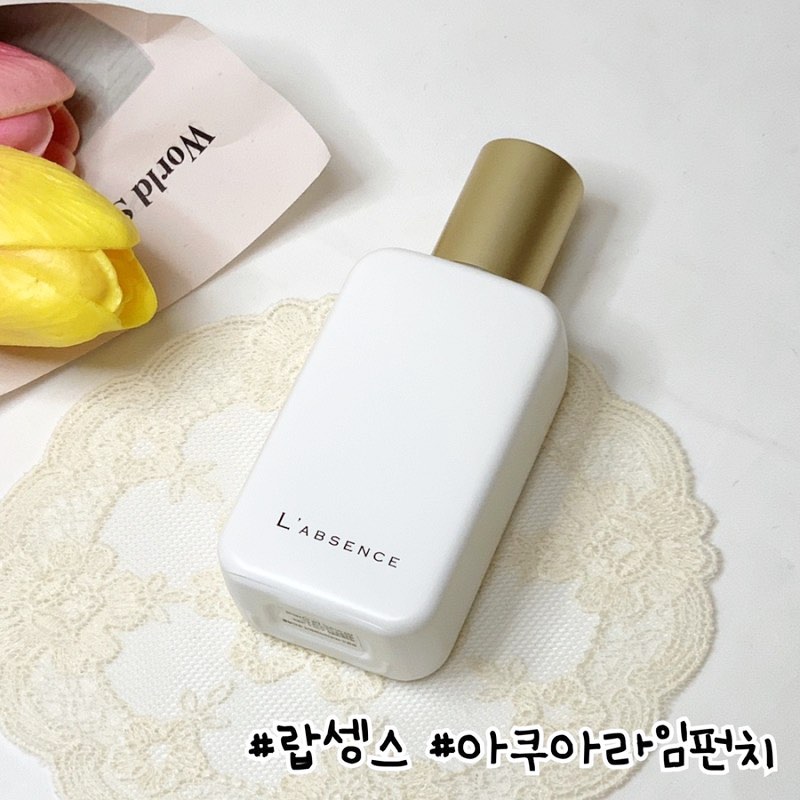 성년의날때 좋은 기회로 받게된 
#랍셍스향수 #아쿠아라임펀치 

dodo___sst 부계정에서 받았어요

향수를 진짜 많이 써봤는데 지속력이 손에 꼽을정도로 좋았던 제품!

향도 상큼 묵직해서 여름에 사용하기 딱 좋을듯 했어요💗

그리고 뭔가 중성적인데 섹시?한 향이라 남친, 여친 향수 선물로 좋을것 같았어요😆

제품 디자인까지 좋아서 매일매일 뿌리는 중! 자세한 내용은 블로그 확인해주세요(프로필링크)