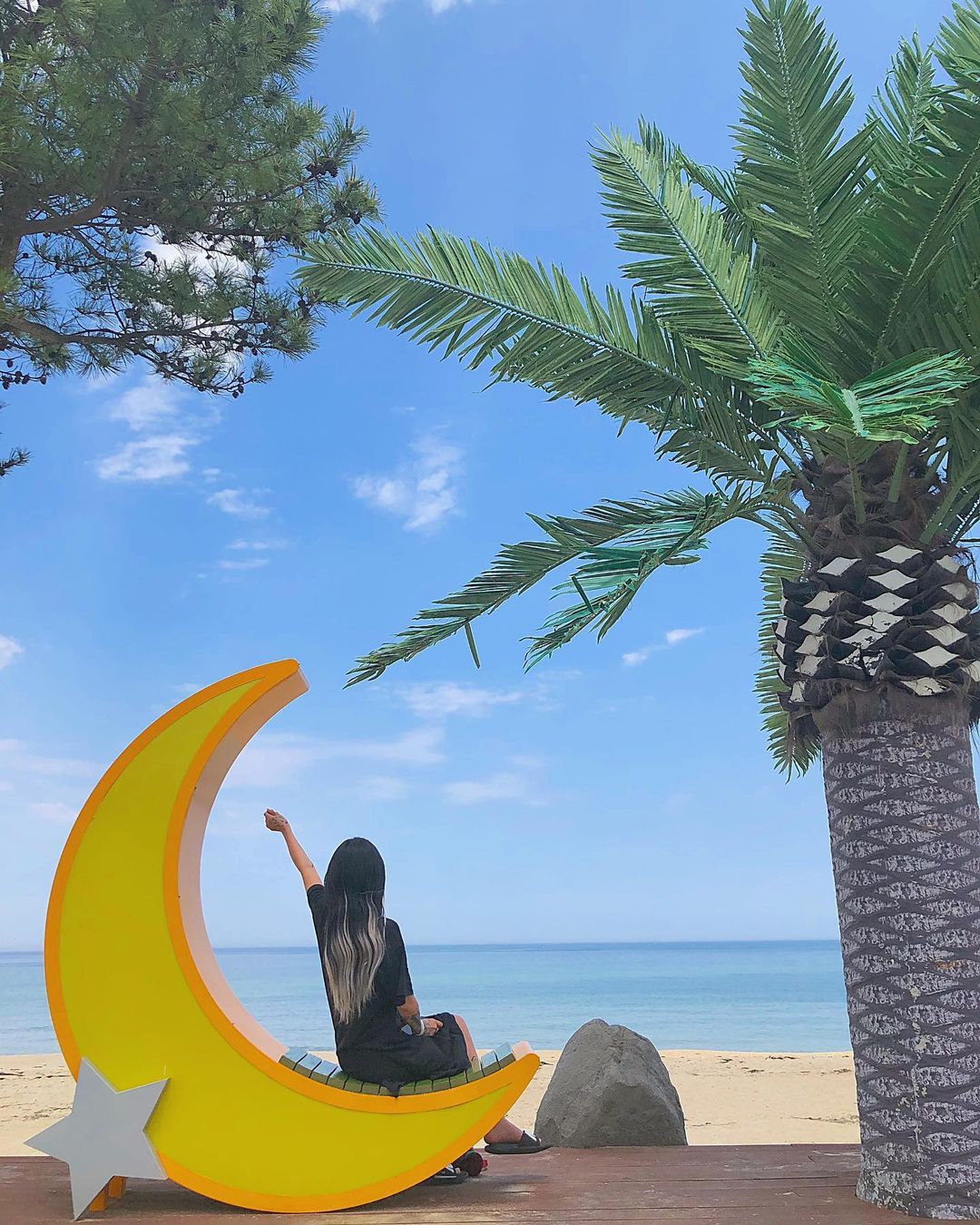𝗦𝗮𝗲 𝗞𝘆𝗲𝗼𝗻𝗴 ੯•́ ໒꒱ on Instagram: “☀️🌊🌴🌙☁️”