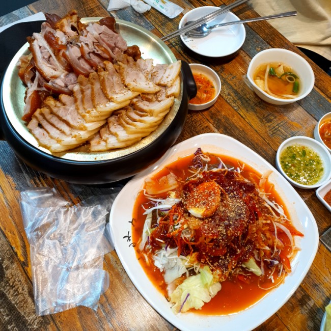 [왕십리 호야네 족발] 왕십리역 행당동 맛집 포장 배달 알찬구성