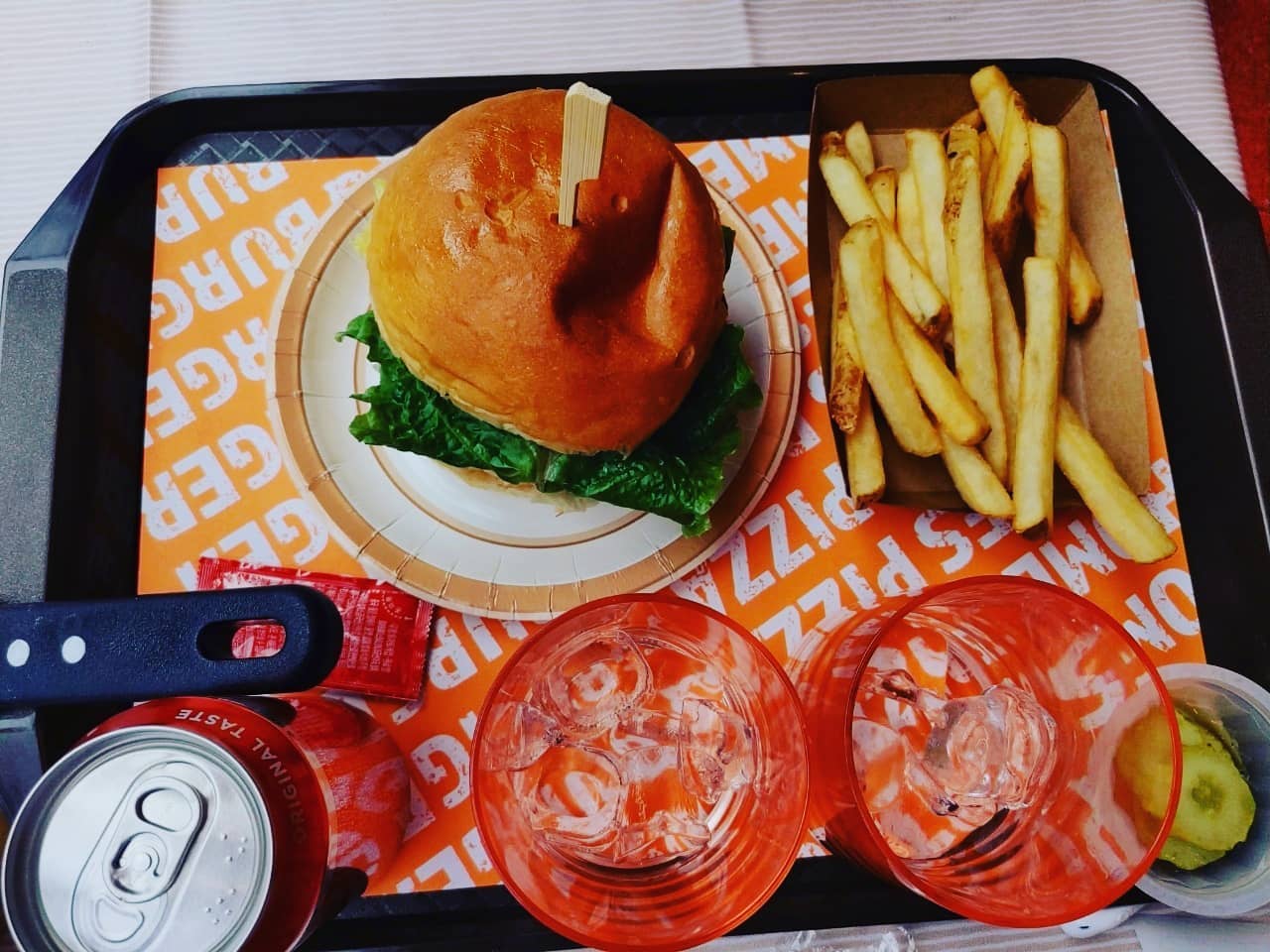 사진을 잘 못 찍긴하지만 실제로먹으면 되게 맛있어요.#성남맛집 #홈즈피자앤버거