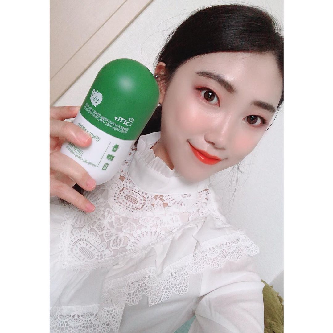 Mi Yeon 🇰🇷’s Instagram profile post: “연휴에도 다이어트 보조제 와 함께 🥊 #GRN 다이어트 보조제 의 경우 종류가 정말 다양해요! 그중에 #깻잎다이어트 제품인 #GRN진녹이 (깻잎추출물+가르시