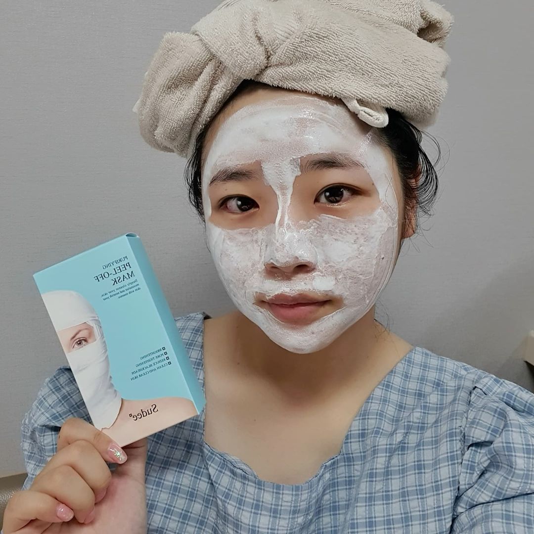 곤이 on Instagram: “#협찬 . 홈케어에 진심인 곤이🤭 필오프마스크팩은 떼어낼때 아픈게 종종 있는데 수다이 퓨라파잉 필오프마스크는 자극이 없어서 합격👍 요즘같은 날씨에 ✔모공축소