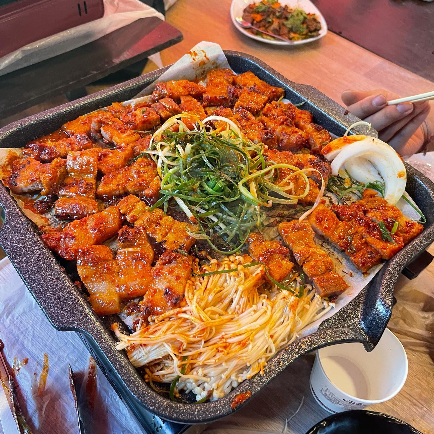 #작은영토 #장흥계곡맛집 장흥계곡에 위치한 장흥 작은영토! 서울 근교 계곡을 찾으시는 분들께 강츄!👍평상 주변이 계곡물을 끌어올려 물속에 발 퐁당 넣고 즐기는 백숙, 닭볶음탕, 삼겹살 까지👏🏻 식당 아래에 1급수 깨끗한 물이 졸졸 흐르는 계곡이있어 식사 후 물놀이도 가능해여 :) 아이들을 위한 수영장풀이 있어 가족여행으로도 딱이에요!

📍경기 양주시 장흥면 권율로309번길 83

✔ 자세한 후기는 네이버 '@체리야미' 블로거에서 확인가능합니다 :D

#먹스타그램 #맛스타그램 #먹방스타그램 #맛집 #맛집추천 #맛집스타그램 #집밥 #요리스타그램 #서울 #요리 #데일리푸드 #계곡백숙 #먹스타 #인스타푸드 #오늘뭐먹지 #서울맛집 #맛집탐방 #데이트코스 #좋아요반사 #팔로우 #맞팔 #일상스타그램 #오오티디 #food #foodstagram #cook #서울근교계곡