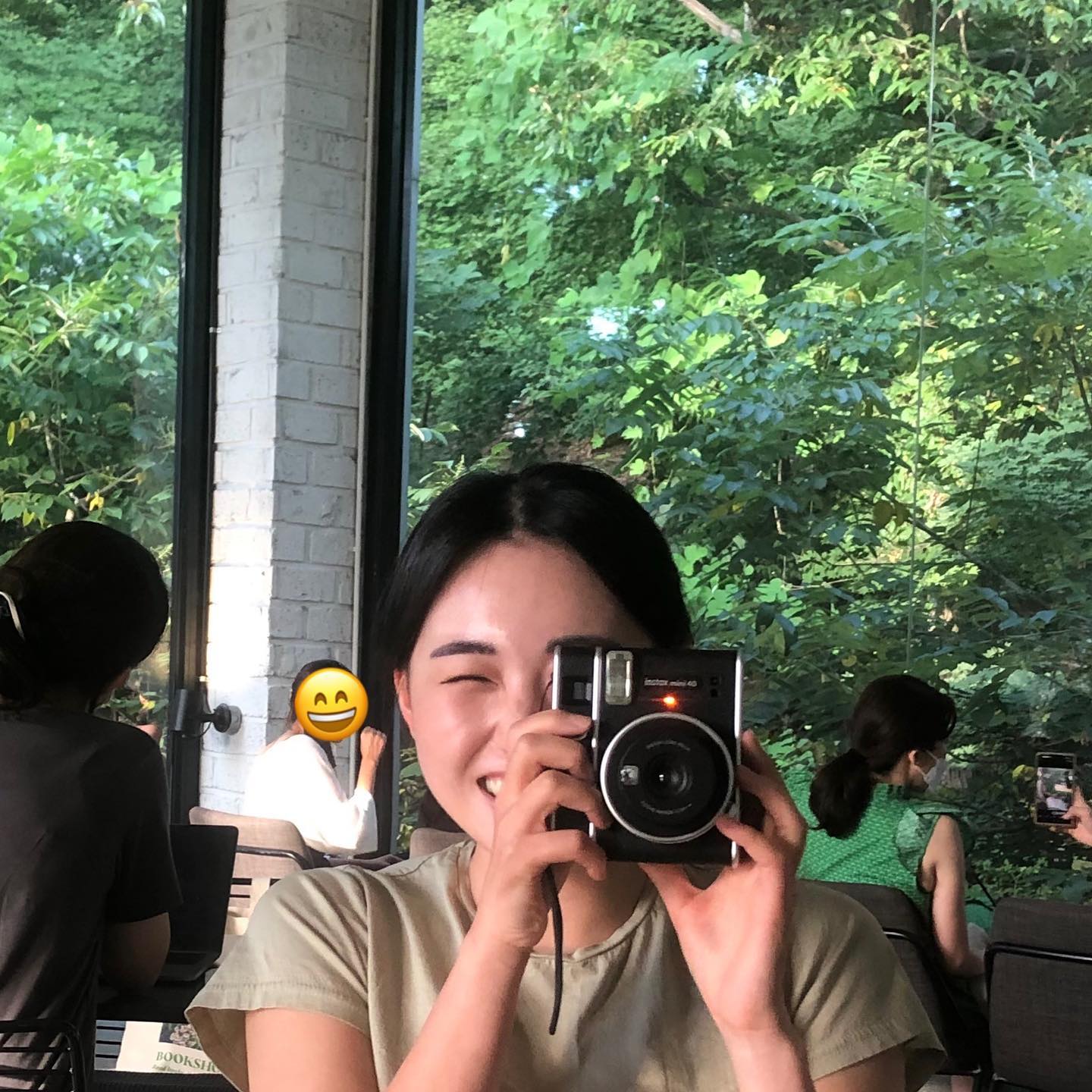 빵끗