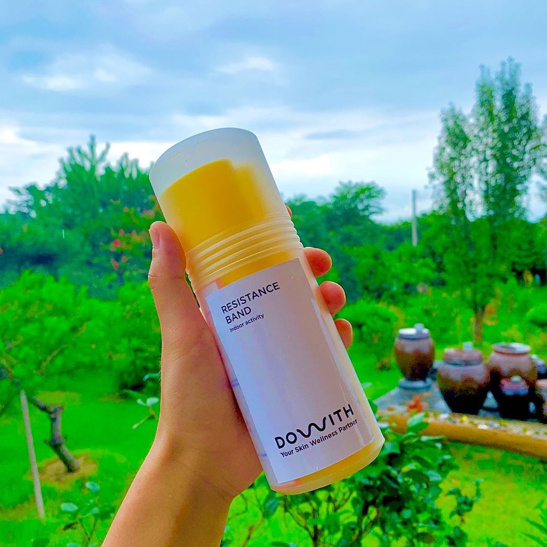 14 Likes, 2 Comments - 효은 (@sarah_hyosilver) on Instagram: “#두윗협찬 💆🏻‍♀️ 최애 컬러 노란밴드라 그런지 손이 자꾸 가서 벌써 너덜너덜 해진거 같군요 🤓 스트레칭밴드로 온몸을 시원하게 늘려주고 난 후에는 핑크베라 ...
