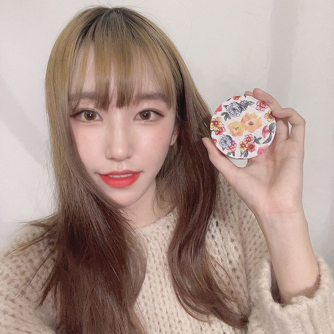 임소영 on Instagram: “#협찬 [빈티지앤코 핸드크림🌸❤️] 열자마자 은은한 꽃 향기가 나서 너무너ᄆ