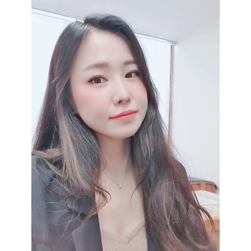 #20210816 
오늘은 유전자 강의 준비하러 왓어요 :D
많은 분 들에게 도움 되고 싶어서 공부 많이 했어요!
가족력이 있거나 유전자가 궁금하신 분 들은 DM주세요 ☺