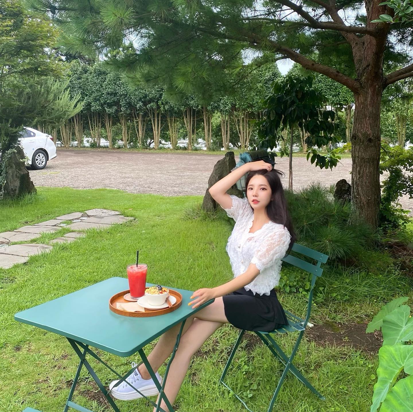 .
저리이쁜제주….

혼자제주놀이하려했는데..
태풍온데서….
그냥  대박이랑
바베큐나 해먹을수있는..
멀지않은 곳 어디없을까요..

휴가나뿐인가..
월욜동행가능한사람?